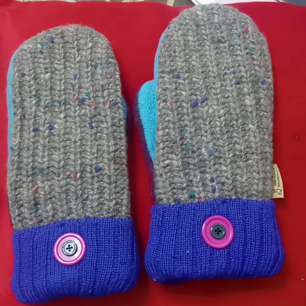 wool mittens - Picture 3 of 3